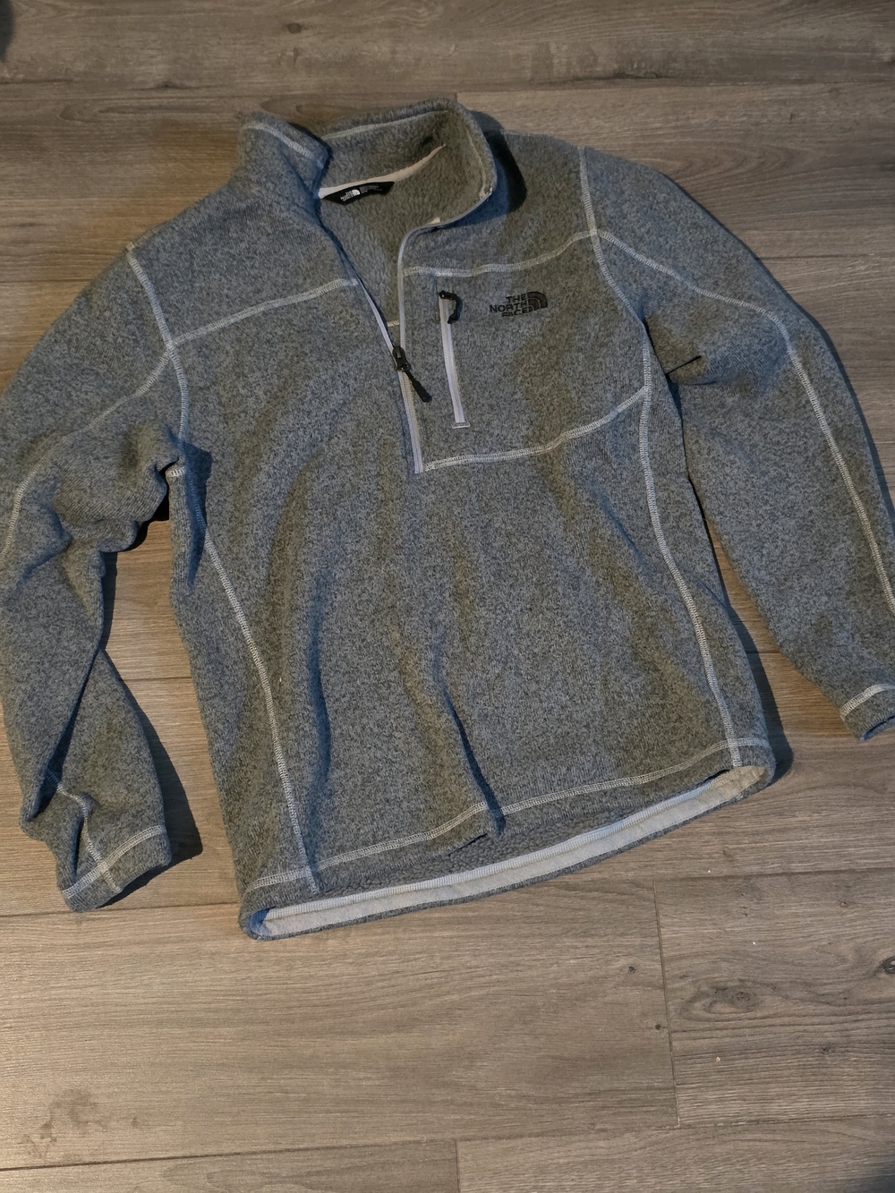 The North Face Men's Heather Gray Half-Zip Fleece Pullover